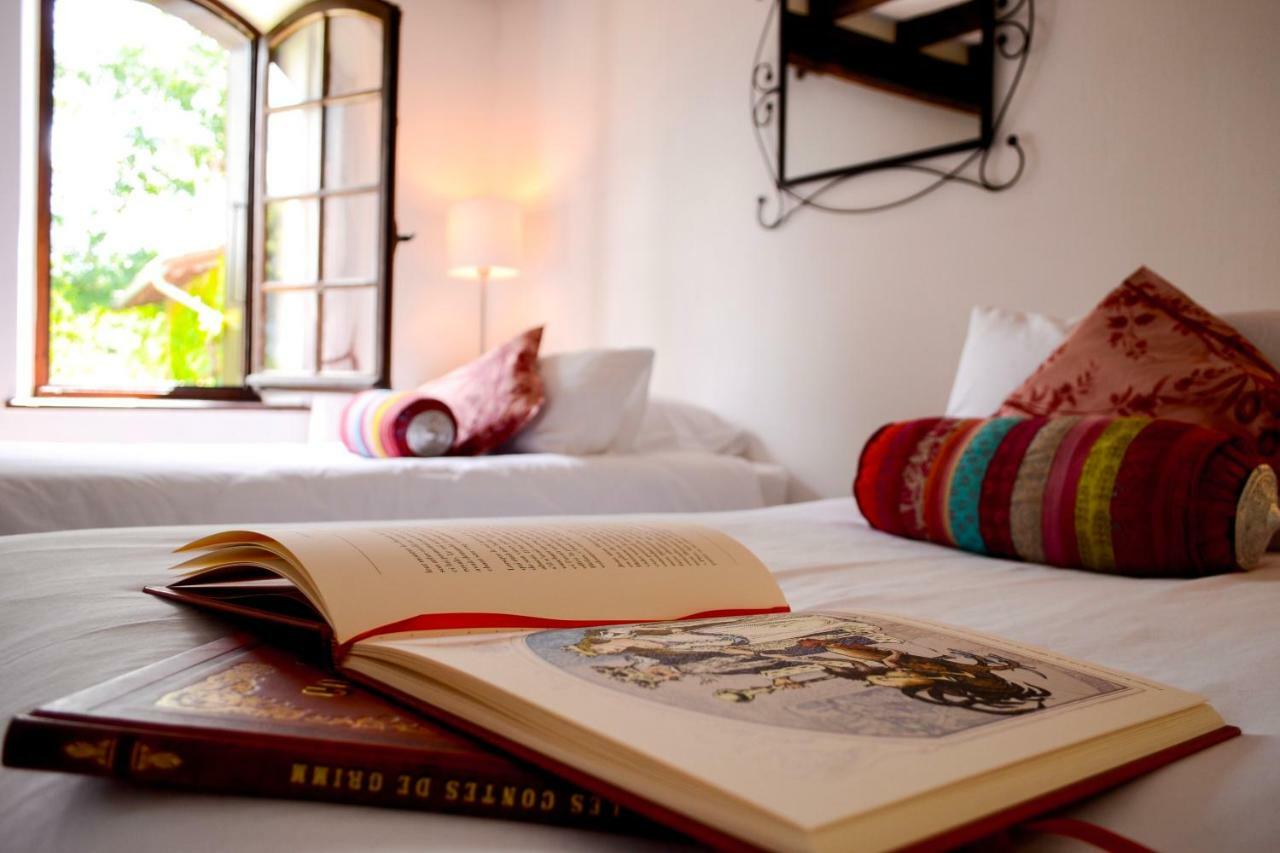 Chambres D'Hotes Domaine Du Hameau Baylesse Saint-Jean-d'Aigues-Vives Екстериор снимка